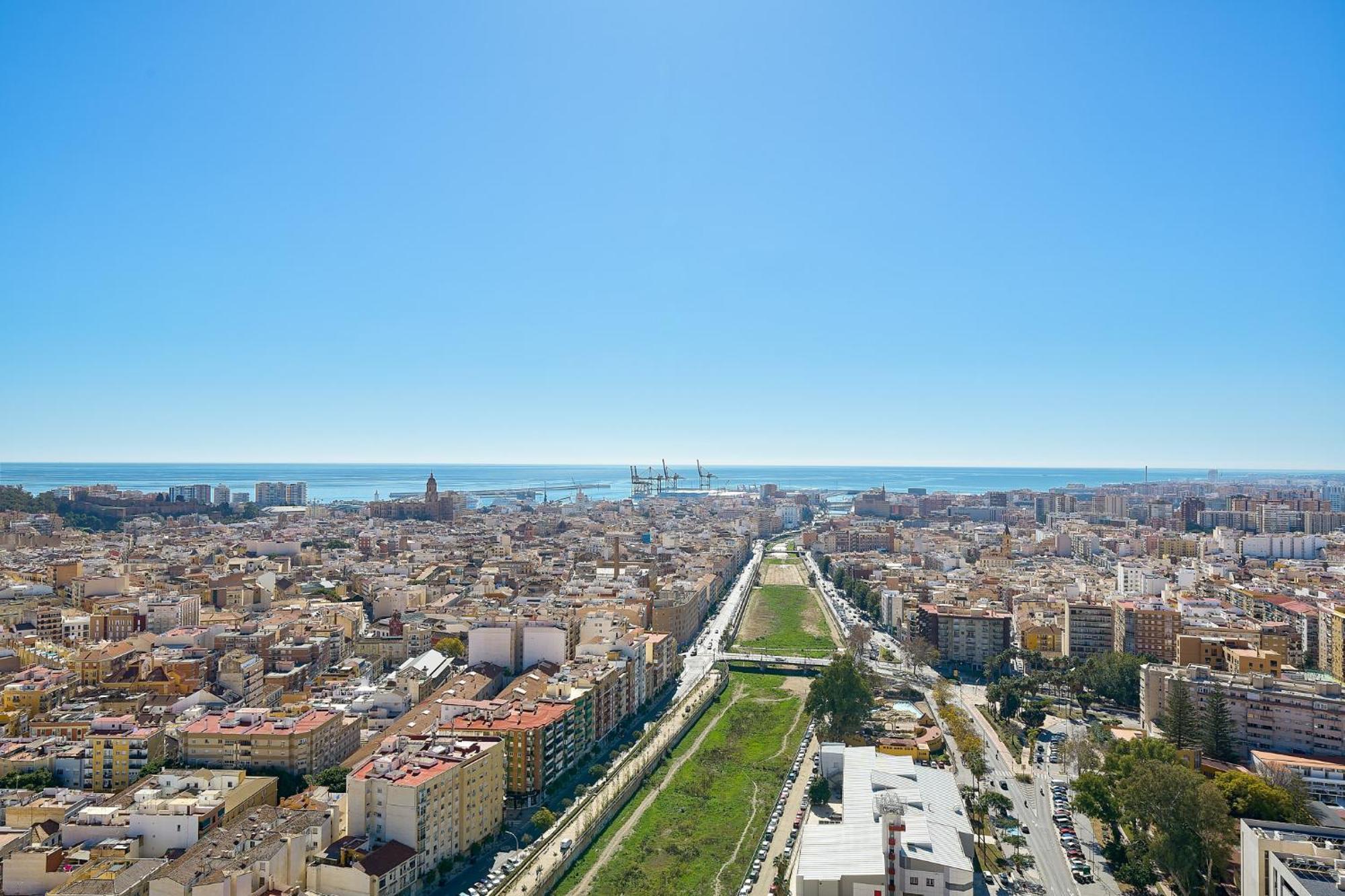 Malaga Skyline By Lovely Rentals Exterior photo